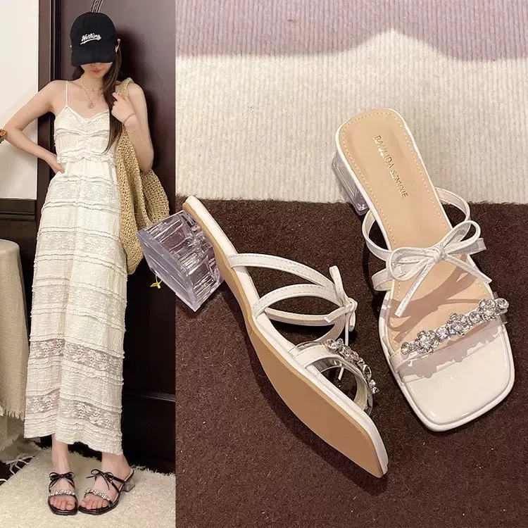 Dép Guốc Mũi Vuông Quai Ngang Đính Đá Phối Nơ Gót Trong Suốt Style Pháp Tiên Nữ