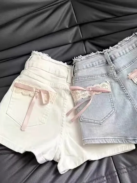 Quần Short Denim / Jeans Cạp Cao Phối Ren & Nơ Lụa Hồng Túi Sau Tua Rua Gấu Style Balletcore Ngọt Ngào