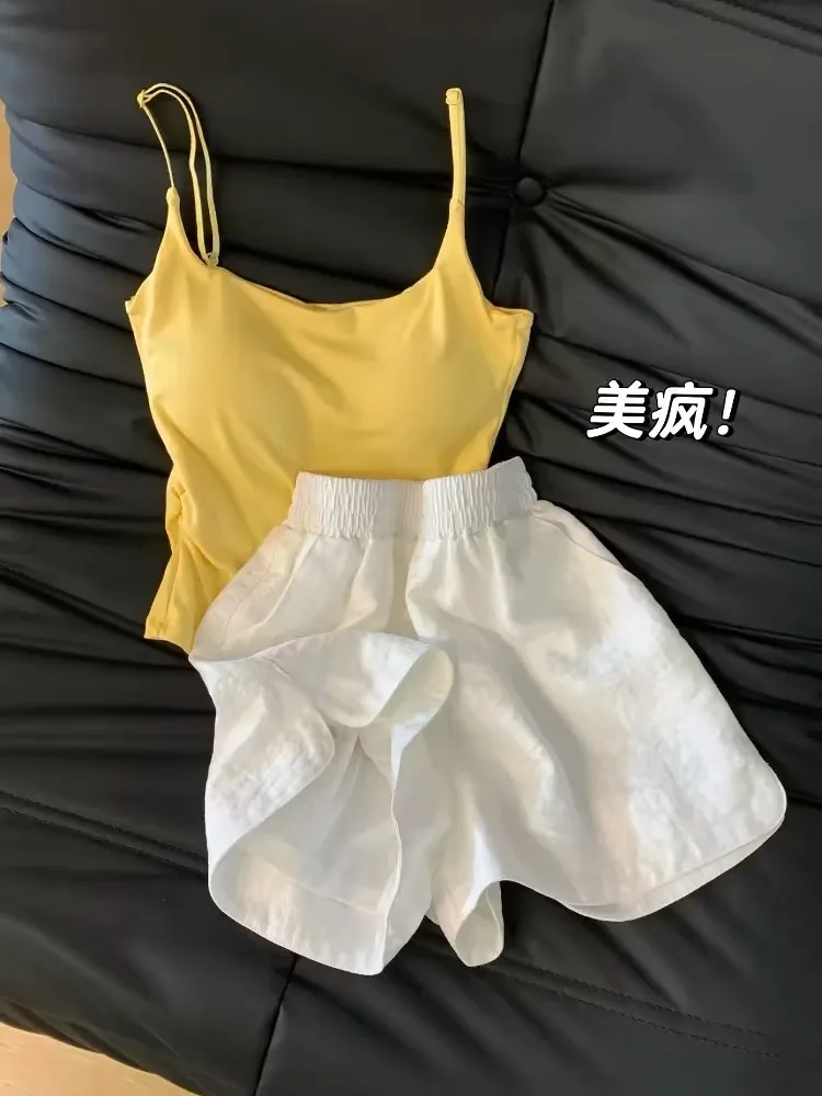 Set Đồ Bộ Hai Dây Có Mút Ngực Kèm Quần Short Đũi Ống Rộng Cạp Chun Trắng Style Hàn Quốc Ins Mặc Nhà / Ra Ngoài Tiện Lợi